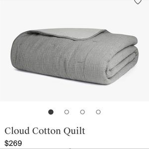 Parachute Gray Cloud Cotton Quilt
